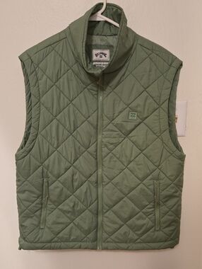 Billabong Quilted Vest in Sage Green